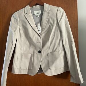 BR Beige Women’s Petite Blazer